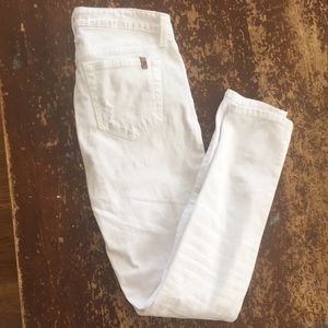 Joe’s white distressed jeans